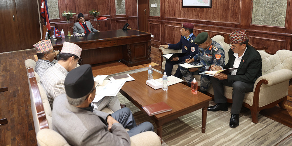 गोङ्गबु घटनाको छानबिन गर्नुस्, लुटपाटमा संलग्नलाई कारबाही गर्नुस् : प्रधानमन्त्री दाहाल